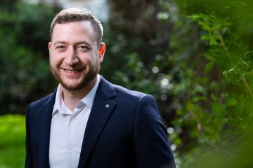 צילום פרופיל ללינקדאין: פורטרט עסקי מקצועי שיוציא אתכם לאור