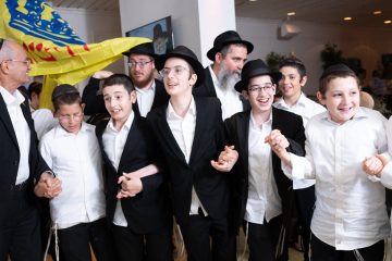 צלם בר מצווה דתי חרדי &ndash; גלריית תמונות חגיגית ורגעים בלתי נשכחים